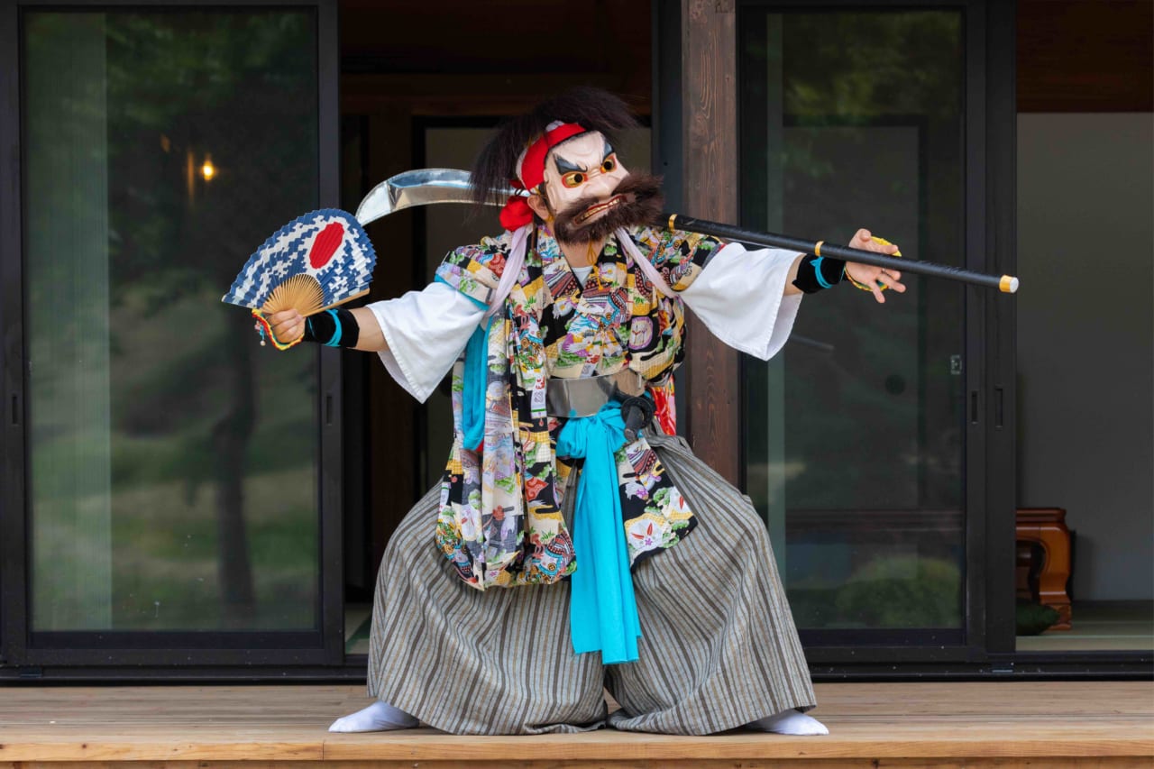 Handing down tradition + history